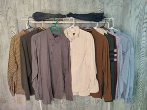 lot 489 image: (9) Mens Shirts & (2) Pairs of Jeans