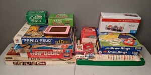 lot 712 image: Vintage to Modern Board Game and Card Lot