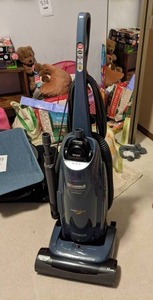 lot 580 image: Kenmore Progressive Upright Vacuum with Direct Drive
