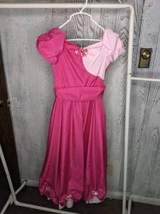 lot 524 image: Pink Two Tone Dress with Puff Sleeves