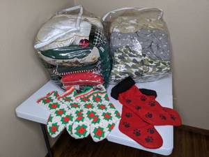 lot 666 image: Christmas Stockings, Sheets and Pillows