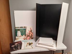 lot 823 image: Original Artwork, Blank Canvases, Tri-Fold Board