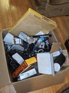 lot 815 image: Electronics Mystery Box