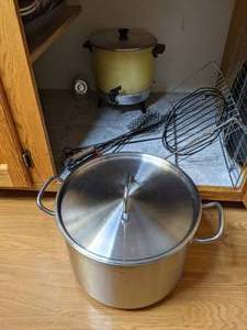 lot 787 image: Stainless Steel Stock Pot, Wire Racks, Skewers, Beverage Dispenser