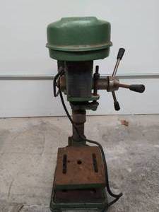 lot 15 image: Sterling Precision 3 Speed Drill Press