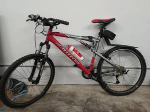 lot 19 image: Jamis 7005 T-6 Bike