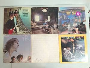 lot 7 image: Collection of Classic Rock Records