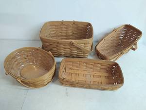 lot 47 image: Set of 4 Longaberger baskets