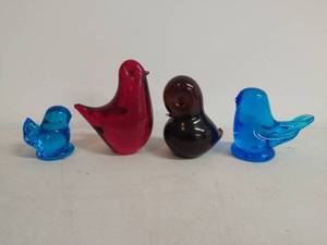 lot 51 image: Collection of Glass Dcor