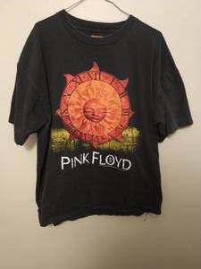 lot 21 image: Vintage 1994 Pink Floyd North American 1994 Tour T-Shirt