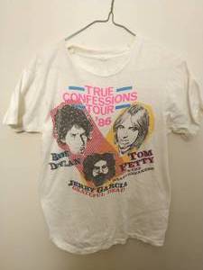 lot 37 image: The True Confessions Tour 1986 Bob Dylan, Jerry Garcia Grateful Dead And Tom Petty And The Heartbreakers Tour Shirt