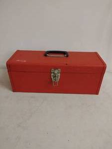 lot 175 image: Kennedy Tool Box With Contents