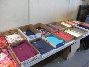 Womens Clothes Mostly L XL