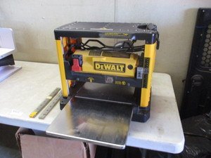 Dewalt Planer DW733