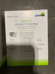 LEVITON DECORA SMART DIMMER WITH WI-FI TECHNOLOGY. SEE PICTURES
