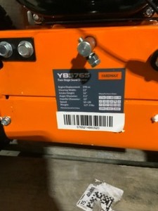 YARDMAX 22 IN. 2-STAGE GAS SNOW BLOWER. SEE PICTURES
