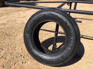 lot 4 image: 1 American General P24570R17 Tire