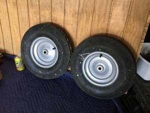 lot 53 image: Pair 4.80-8 Inflatable Utility Wheels