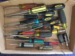 lot 92 image: Group Screwdrivers