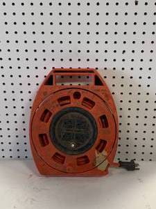 lot 6 image: Woods Electrical Cord Caddy
