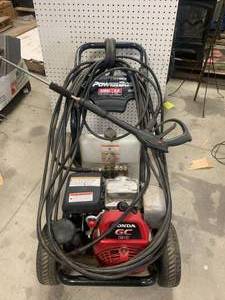 lot 15 image: Honda Powerboss 3000 PSI 2.5 GPM Pressure Washer
