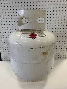 lot 21 image: 20 Gallon Propane Tank