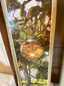 lot 122 image: Metal and Glass Garden Windspinners