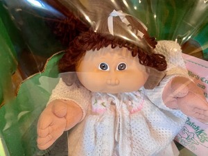 lot 141 image: Cute Cabbage Patch Doll