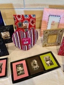 lot 150 image: Frames