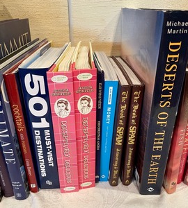 lot 182 image: Lot of Books (shelf not included)