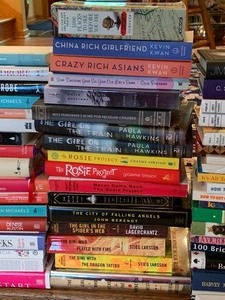 lot 196 image: Large Variety of Books