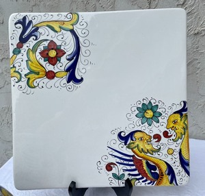 lot 219 image: Maioliche Style Dishware