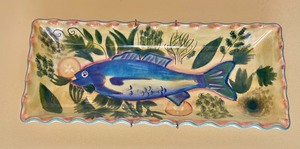 lot 212 image: 4 Fish Themed Serving Dishes