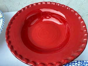 lot 253 image: 4 Large Serving Bowls