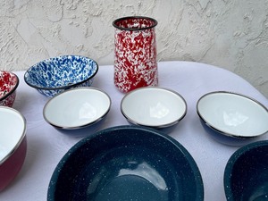 lot 252 image: Metal Bowl and Pitcher Grouping