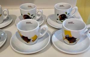 lot 364 image: 11 Small Cups with Saucers