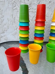 lot 359 image: 45 Bright Colored Tupperware Plastic Glasses
