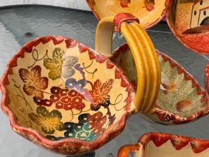 lot 198 image: A Fantastic Array of Italian Ceramic Dishes