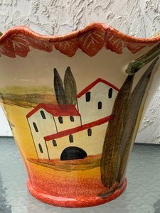 lot 205 image: Decorative Ceramic Italian Vase w Handles