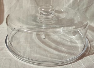 lot 286 image: Large Crate and Barrel Covered Platter