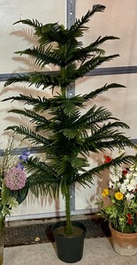 lot 292 image: Faux Tree and Florals