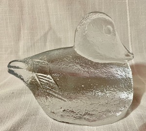 lot 298 image: Classy Glass Duck Bookends