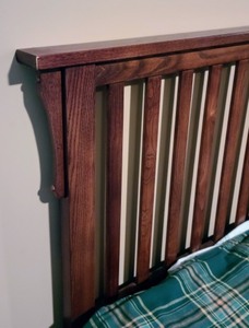 lot 92 image: Wood King Size Headboard