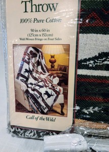 lot 342 image: Knit Throw Blankets