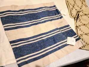 lot 323 image: Pottery Barn Accent Pillow Covers