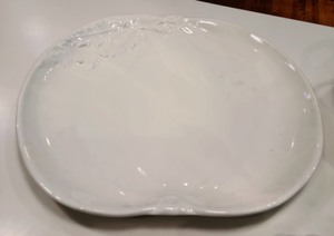 lot 378 image: White Ceramic Servingware