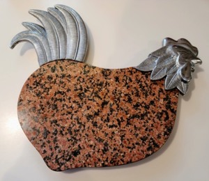 lot 383 image: Marble Rooster Cheese Board and Knife