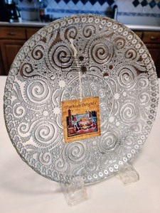 lot 396 image: Metallic Glass Decor