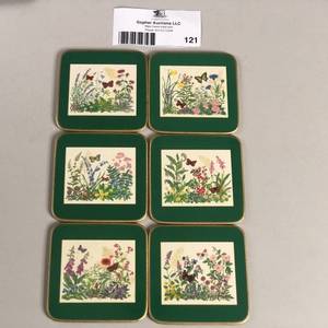 lot 121 image: Fun Animal & Insect Lover Kitchenware Set 