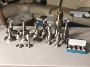 lot 263 image: Pewter Silver Set